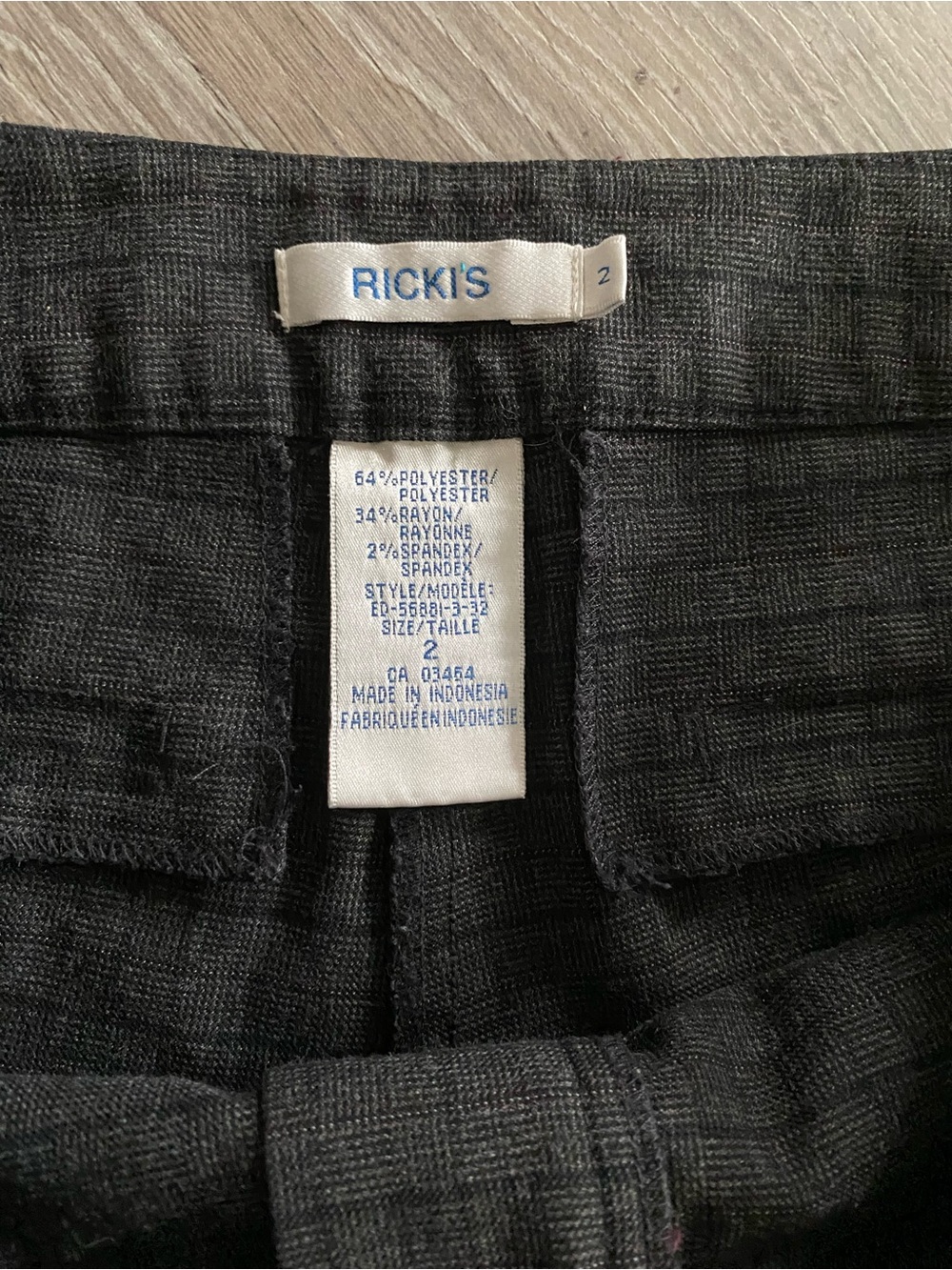 Vintage Low Waisted Ricki's Black Plaid Wide-Leg Trousers - Picture 3 of 7